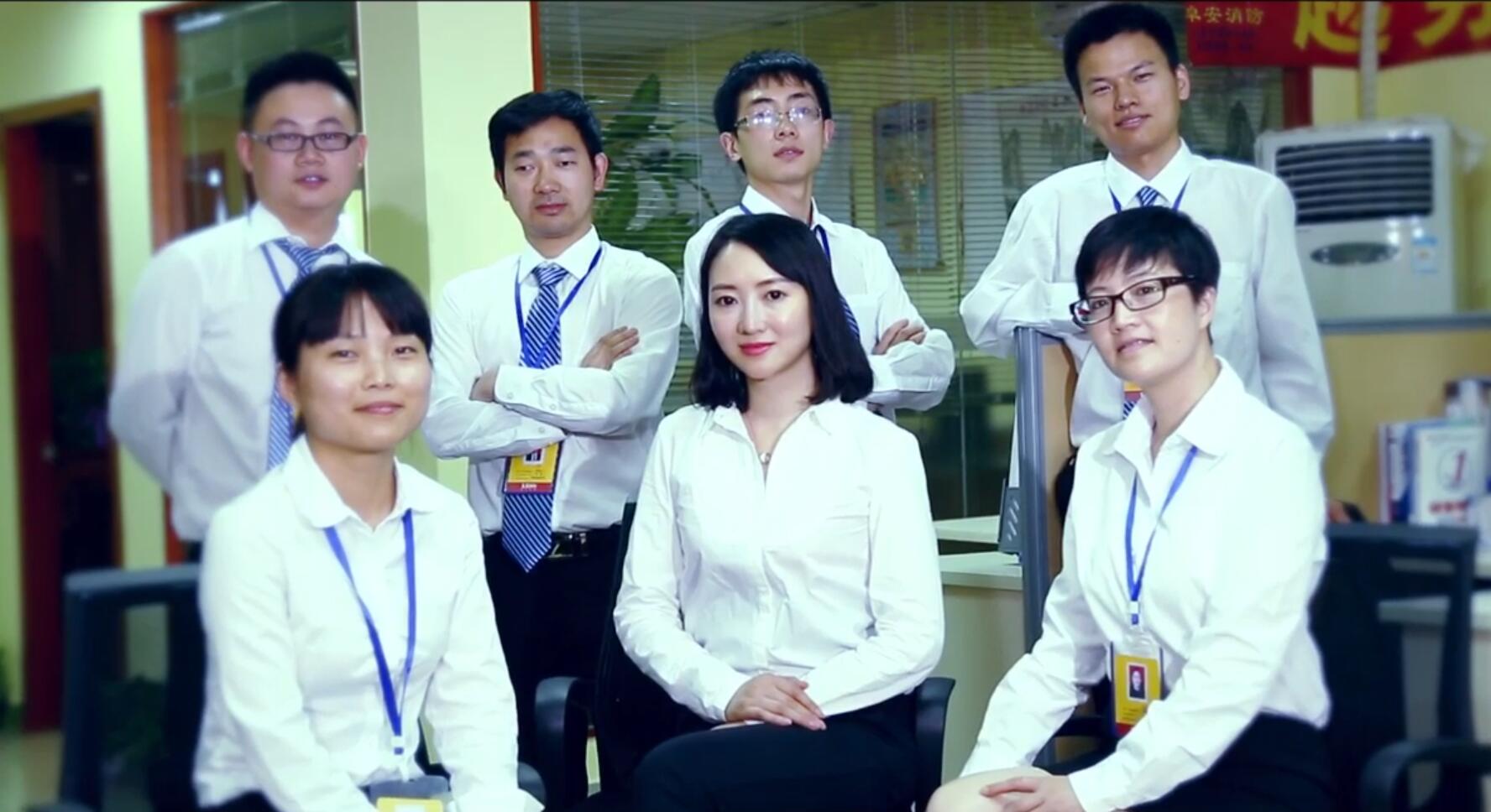 卓安精英服務(wù)團隊